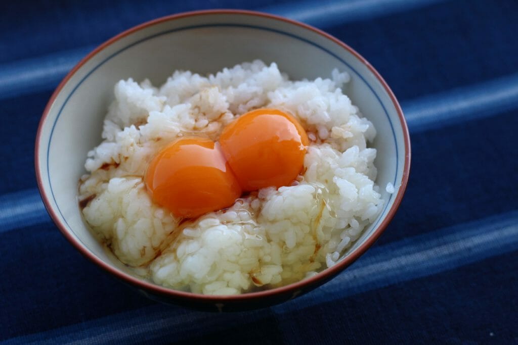 伊賀焼土鍋かまどさん_卵かけご飯１