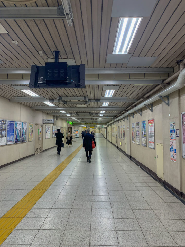 新日本橋駅4