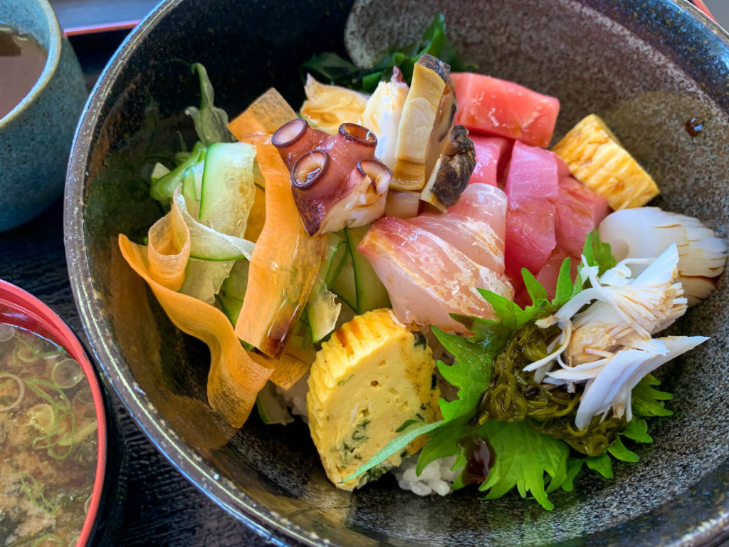 安乗埼の地魚うえだ 地魚丼