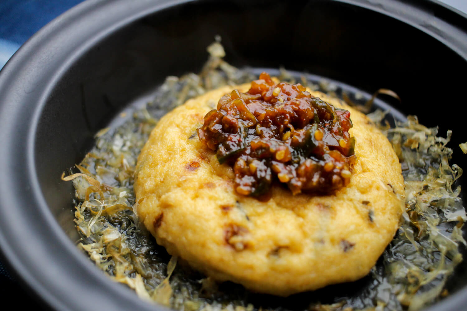 生ネギを香ばしく焼き上質の八丁味噌を混ぜました お土産 210ｇ おかず ごはん ご飯のお供 ナガトヤ 八丁味噌 名古屋 焼ねぎ地味噌 珍味 瓶詰め  調味料 長登屋 再再販！ 名古屋